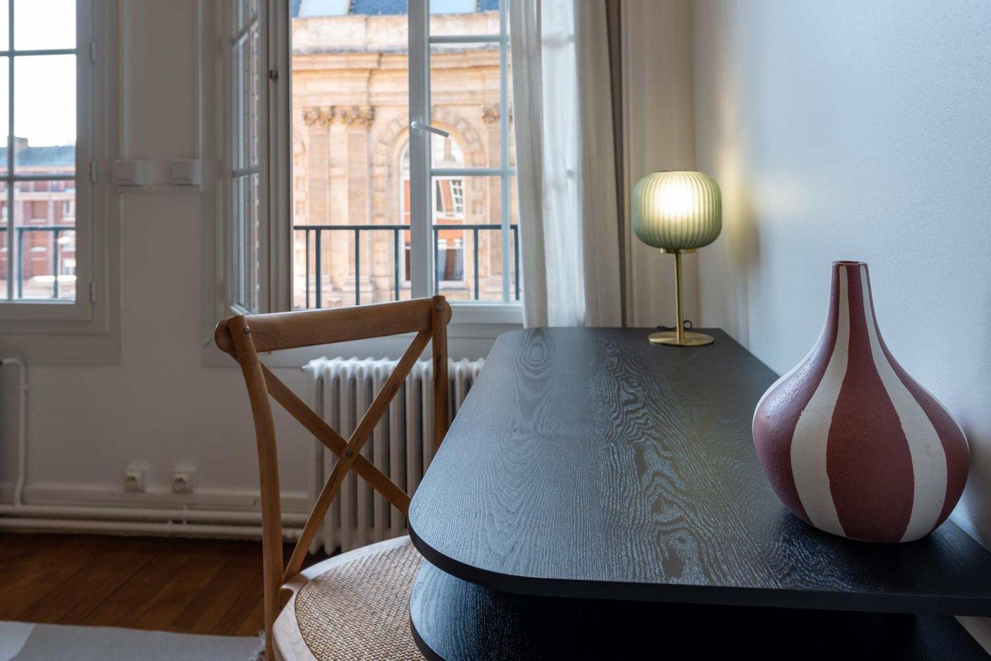 Luxueux 3ch - De Appartement