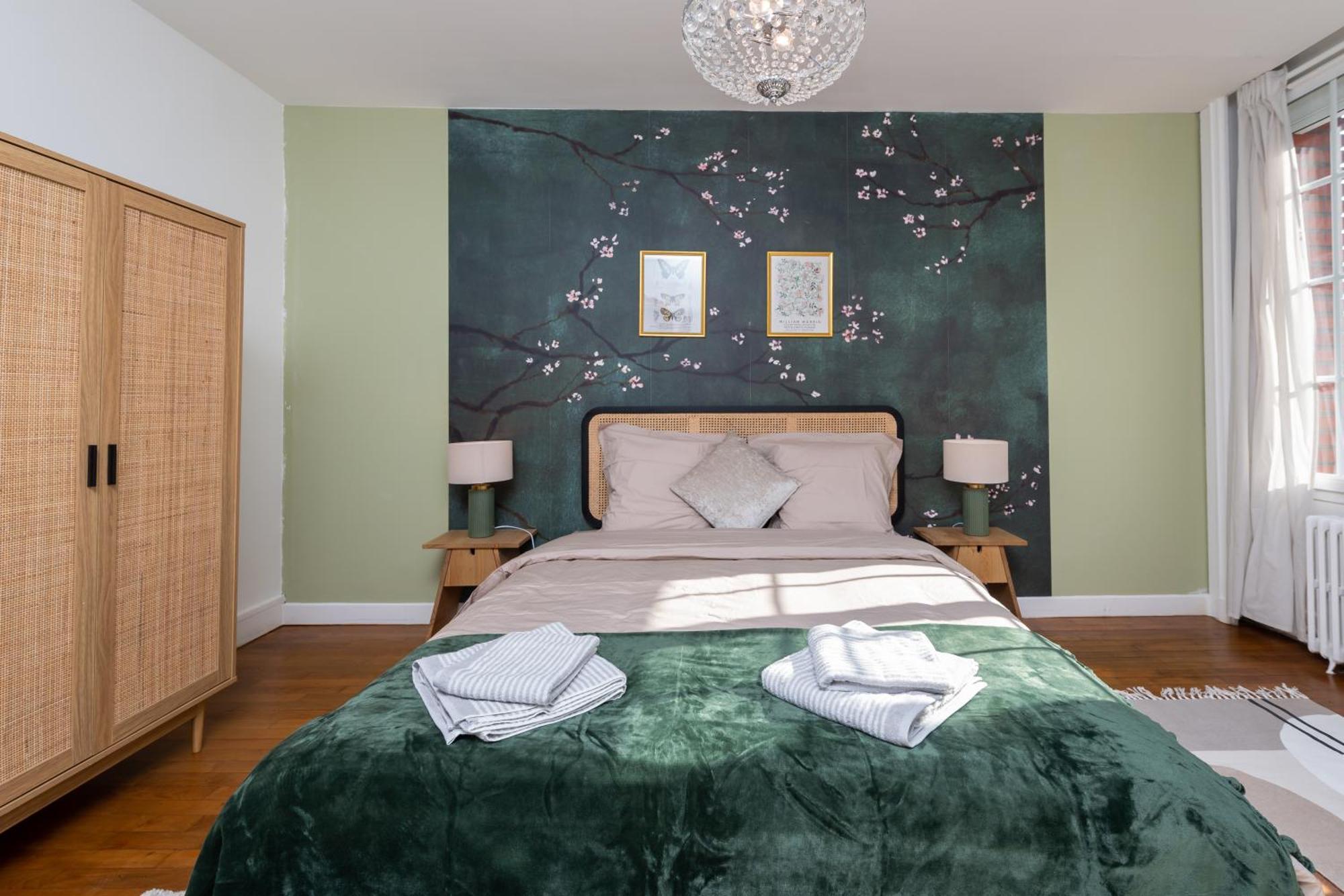 Appartement Luxueux 3ch - De